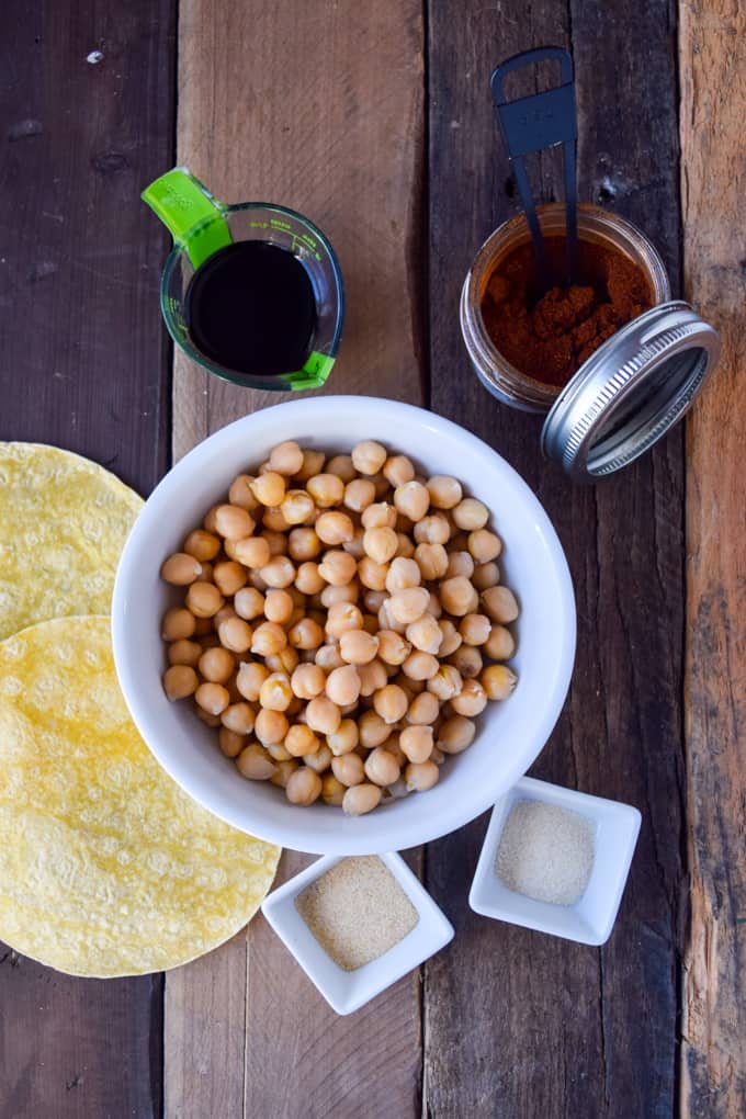 Chipotle Chickpea Tacos