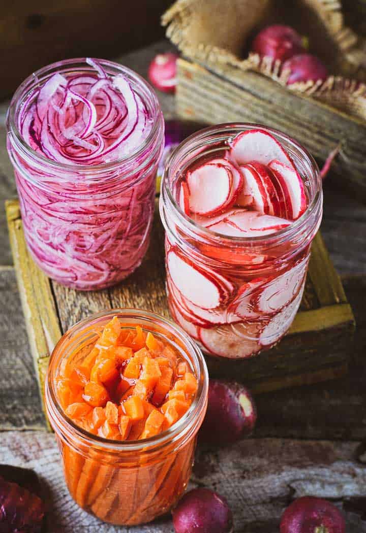 Easy pickled veggies in jars without lids.