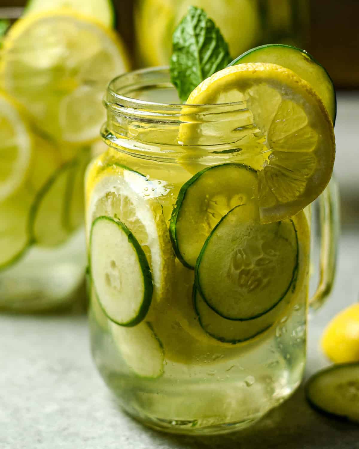 Cucumber Water (Detox + Weight Loss) - Easy and Delish