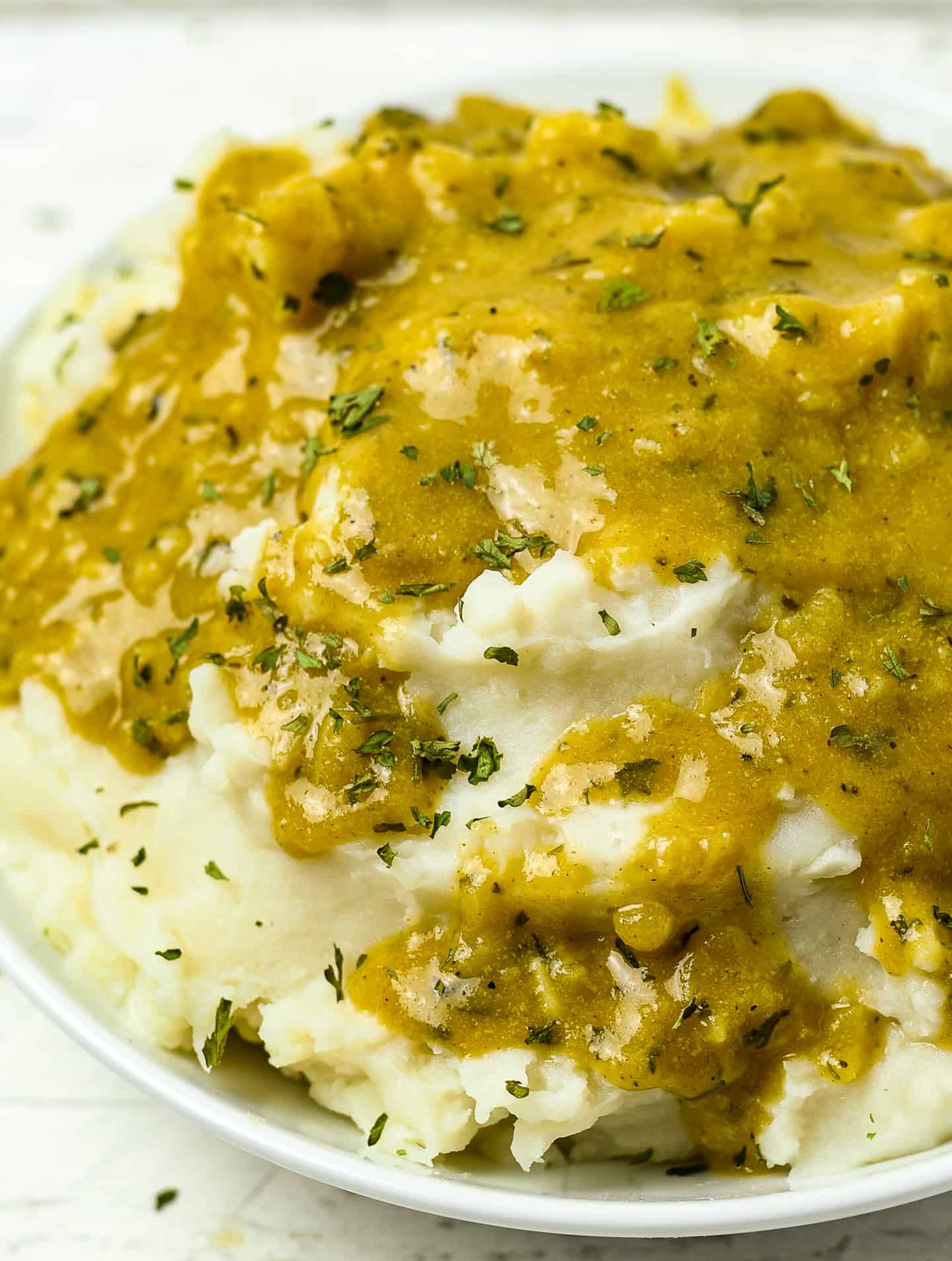 Mashed potatoes and gravy.