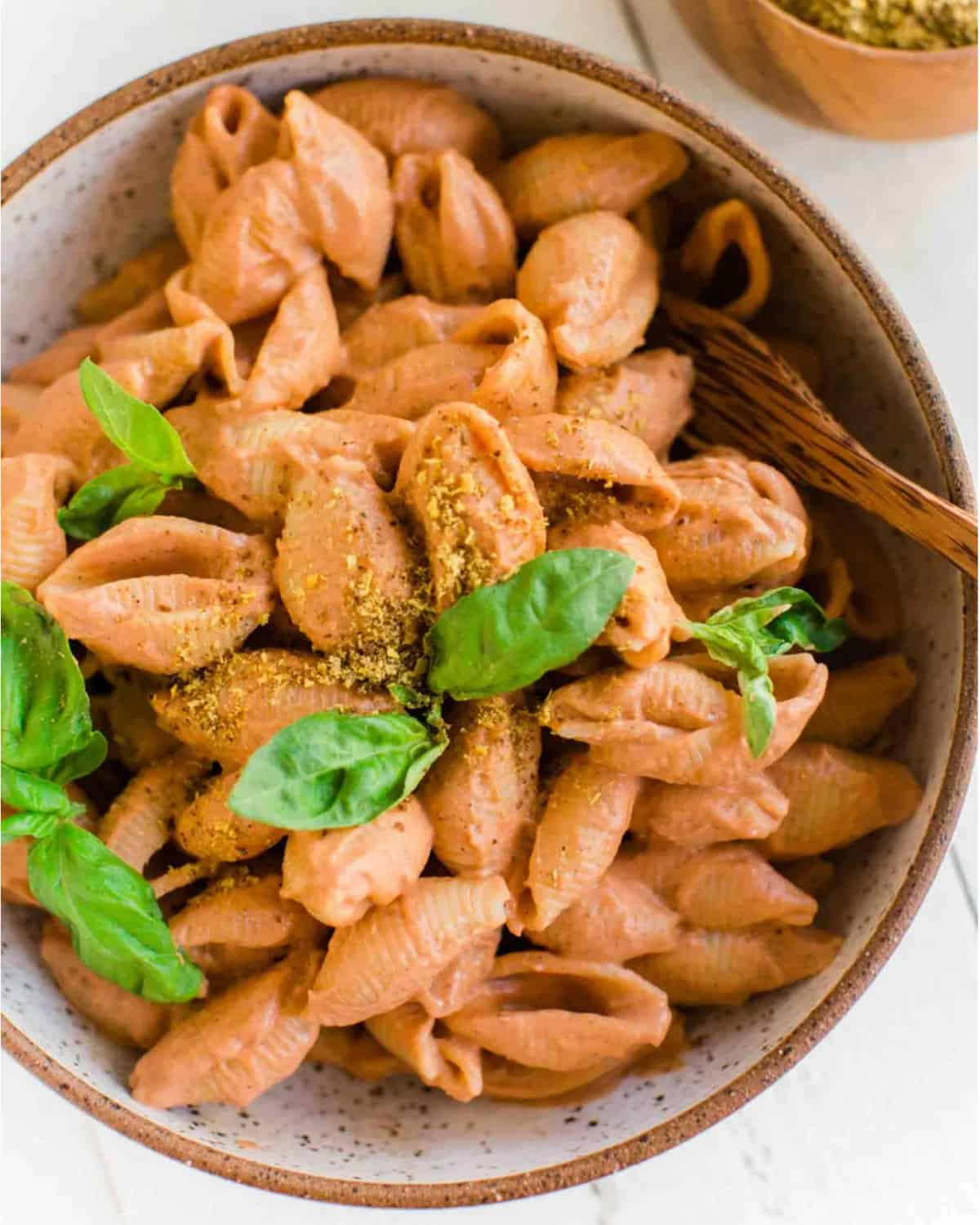 easy vegan pink pasta