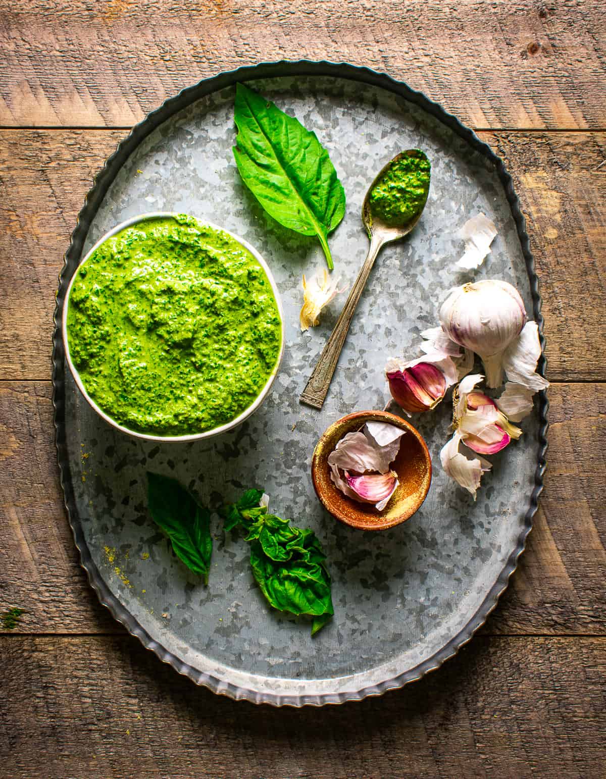 vegan pesto on tray with ingredients