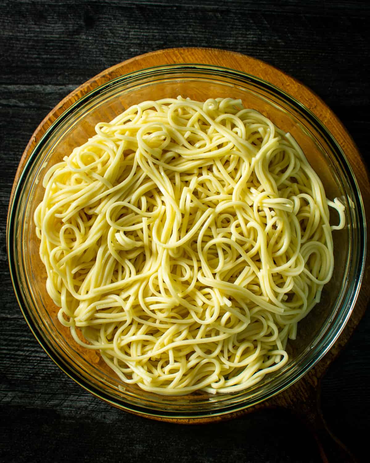 cooked noodles in bowl