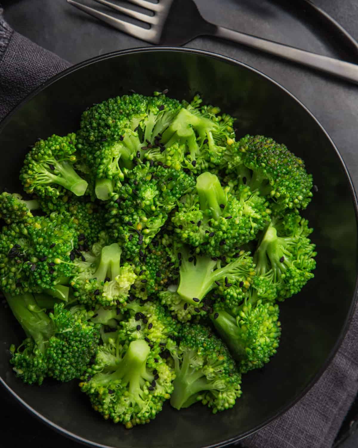 steamed broccoli in bowl