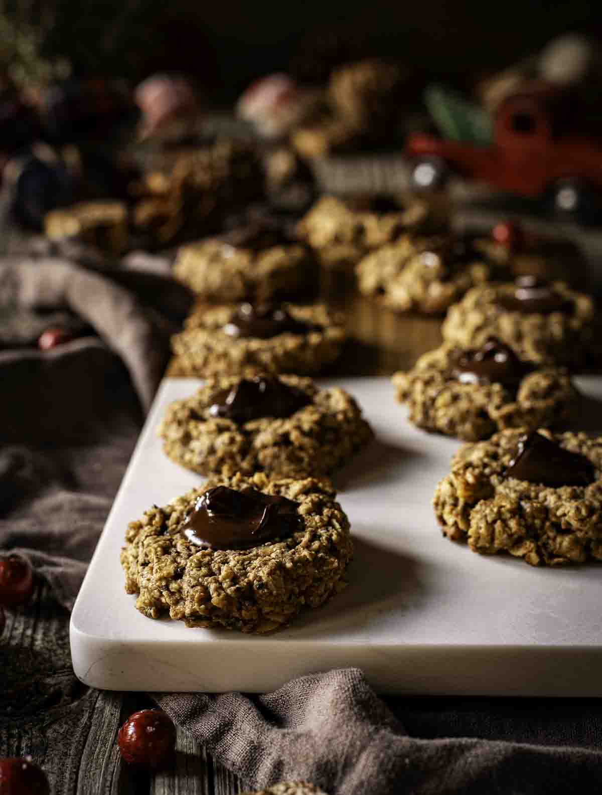 chai-spiced oatmeal cookies on serving platter.